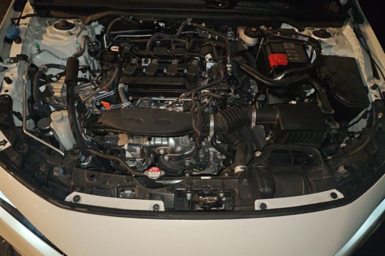 Used Honda Civic 2023 240TURBO CVT Dynamic Edition Engine Bay