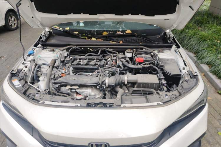 Used Honda Civic 2023 240TURBO CVT Dynamic · Center Stage Special Edition Engine Bay