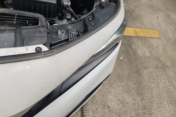 Used Honda Civic 2023 240TURBO CVT Dynamic Edition Engine Bay Left