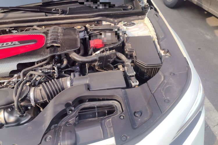 Used Honda Civic 2023 240TURBO CVT Dynamic Edition Engine Bay Left
