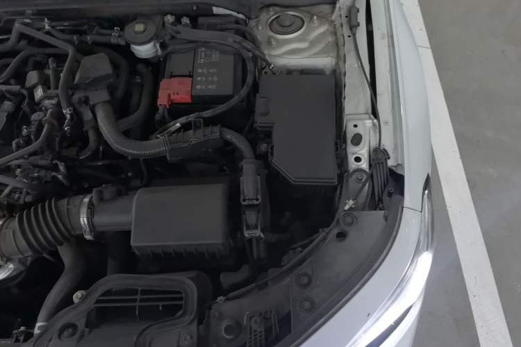 Used Honda Civic 2023 240TURBO CVT Dynamic Edition Engine Bay Left