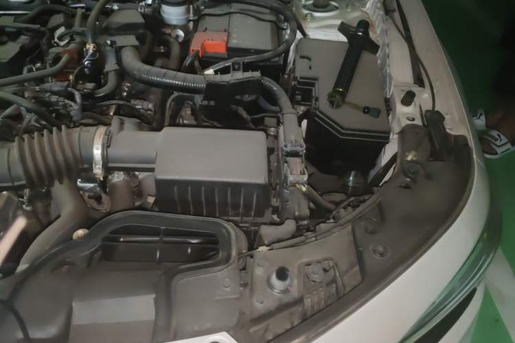 Used Honda Civic 2023 240TURBO CVT Dynamic Edition Engine Bay Left