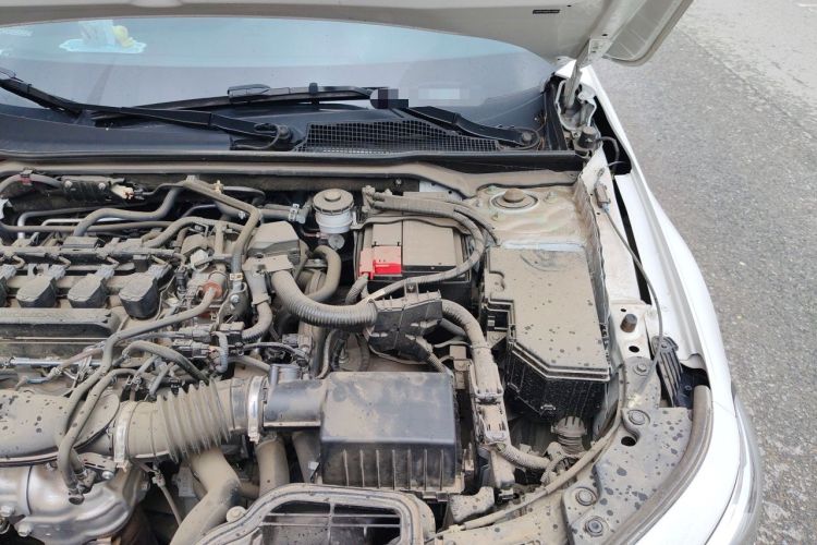 Used Honda Civic 2023 240TURBO CVT Dynamic Edition Engine Bay Left
