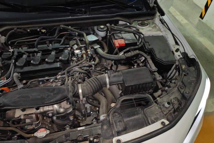 Used Honda Civic 2023 HATCHBACK 240TURBO CVT Extreme Edition Engine Bay Left