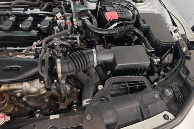 Used Honda Civic 2023 240TURBO CVT Dynamic Edition Engine Bay Left