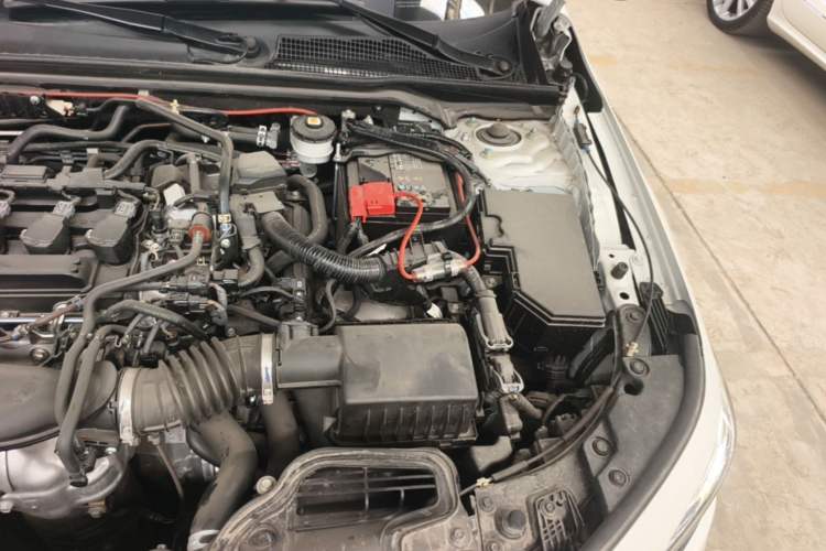 Used Honda Civic 2023 HATCHBACK 240TURBO CVT Extreme Edition Engine Bay Left