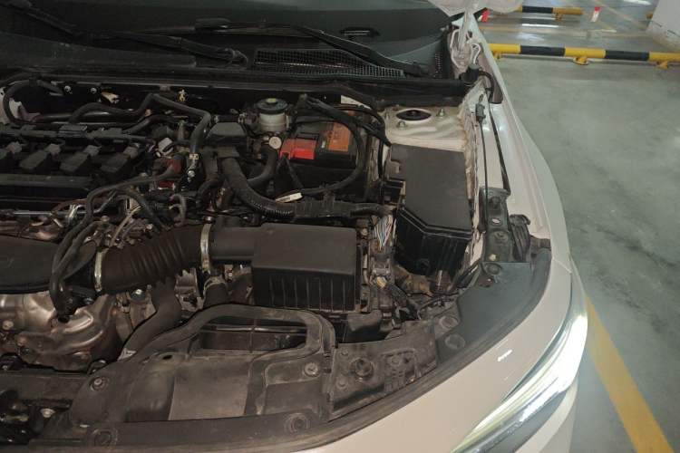 Used Honda Civic 2023 240TURBO CVT Dynamic Edition Engine Bay Left