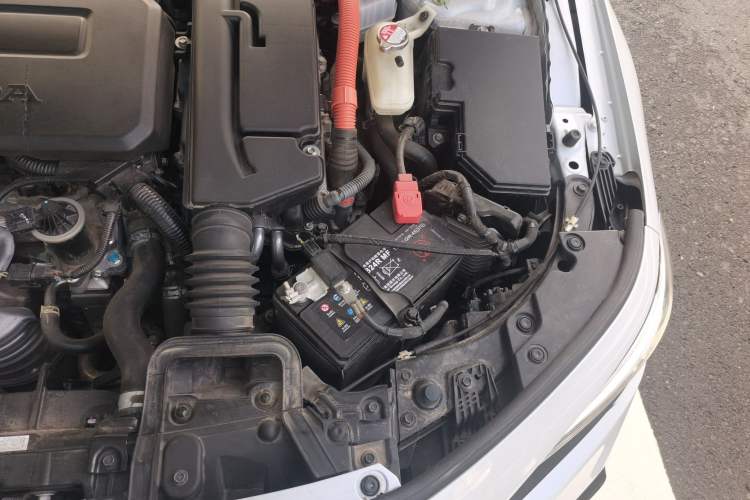 Used Honda Civic 2023 HATCHBACK 2.0L eHEV Extreme Control Edition Engine Bay Left