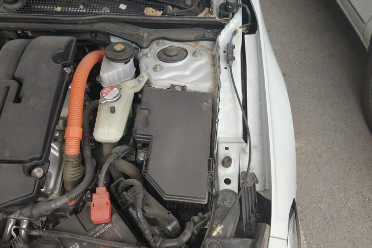 Used Honda Civic 2023 2.0L eHEV Pioneer Edition Engine Bay Left