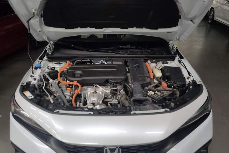 Used Honda Civic 2023 HATCHBACK 2.0L eHEV Extreme Control Edition Engine Bay