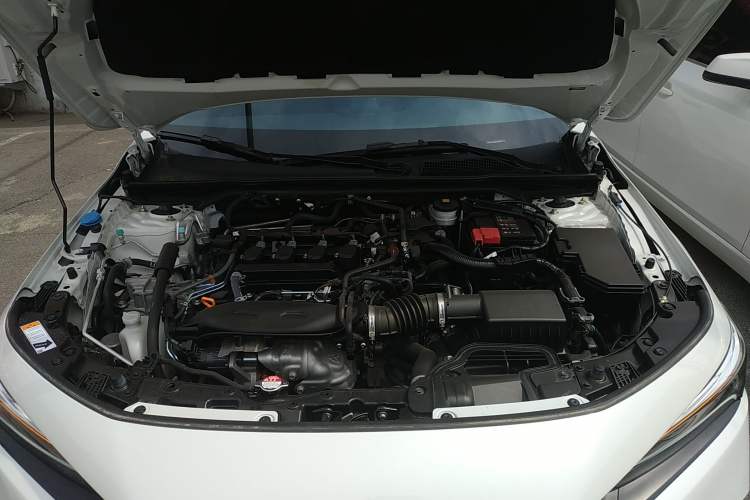 Used Honda Civic 2023 HATCHBACK 240TURBO CVT Extreme Edition Engine Bay