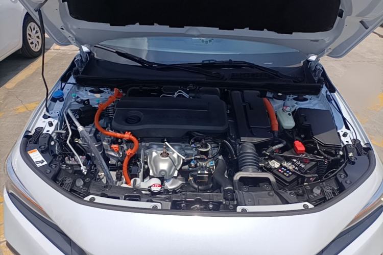 Used Honda Civic 2023 2.0L eHEV Pioneer Edition Engine Bay