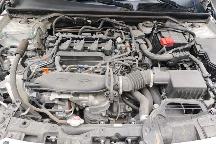 Used Honda Civic 2023 240TURBO CVT Dynamic Edition Engine Bay