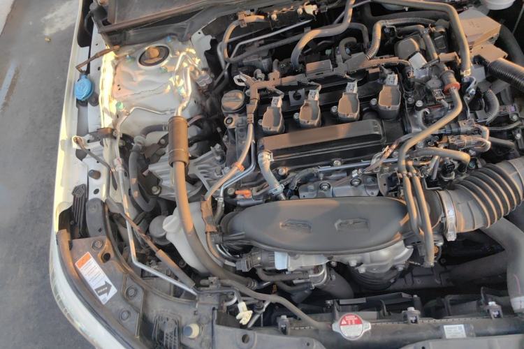 Used Honda Civic 2023 HATCHBACK 240TURBO CVT Extreme Edition Engine Bay Right