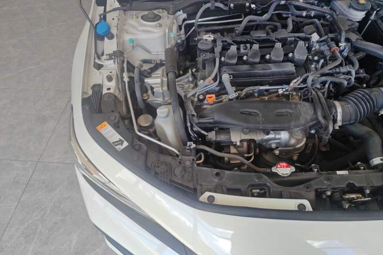 Used Honda Civic 2023 240TURBO CVT Dynamic Edition Engine Bay Right