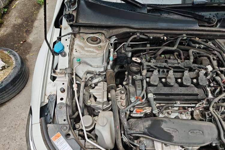 Used Honda Civic 2023 240TURBO CVT Dynamic · Center Stage Special Edition Engine Bay Right