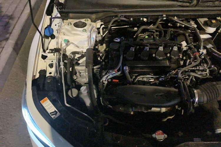 Used Honda Civic 2023 240TURBO CVT Dynamic · Center Stage Special Edition Engine Bay Right