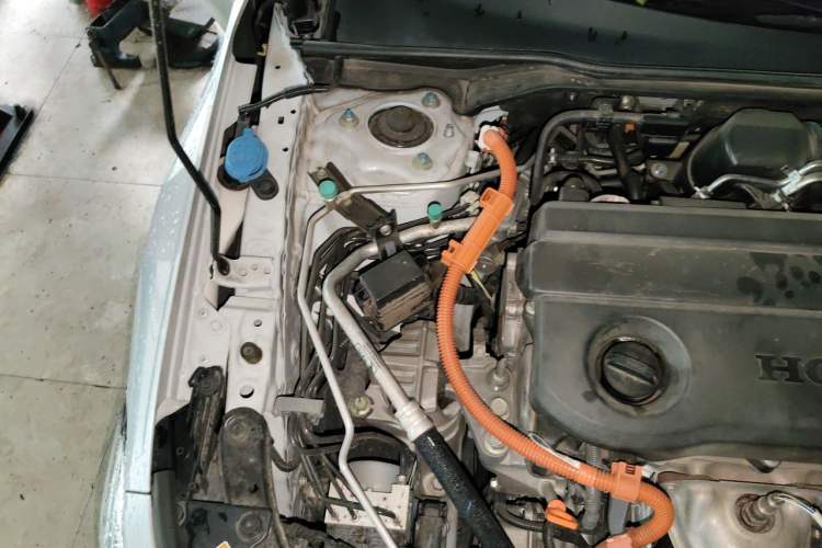 Used Honda Civic 2023 2.0L eHEV Pioneer Edition Engine Bay Right