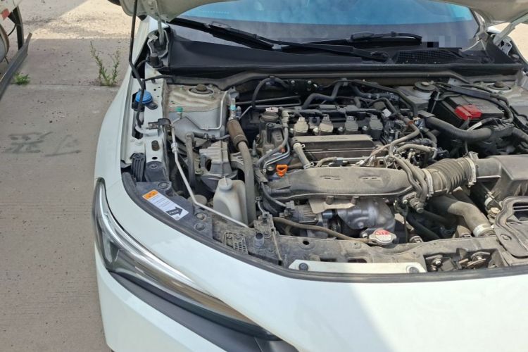 Used Honda Civic 2023 240TURBO CVT Dynamic Edition Engine Bay Right