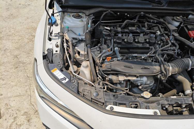 Used Honda Civic 2023 240TURBO CVT Dynamic Control · C-Position Guest Special Edition Engine Bay Right