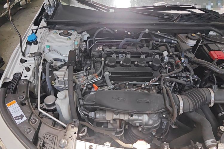 Used Honda Civic 2023 240TURBO CVT Dynamic Edition Engine Bay Right