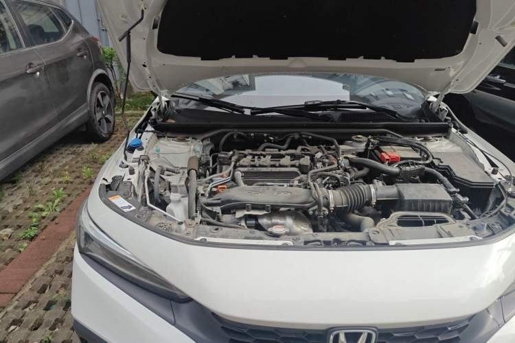 Used Honda Civic 2023 HATCHBACK 240TURBO CVT Extreme Edition Engine Bay Right