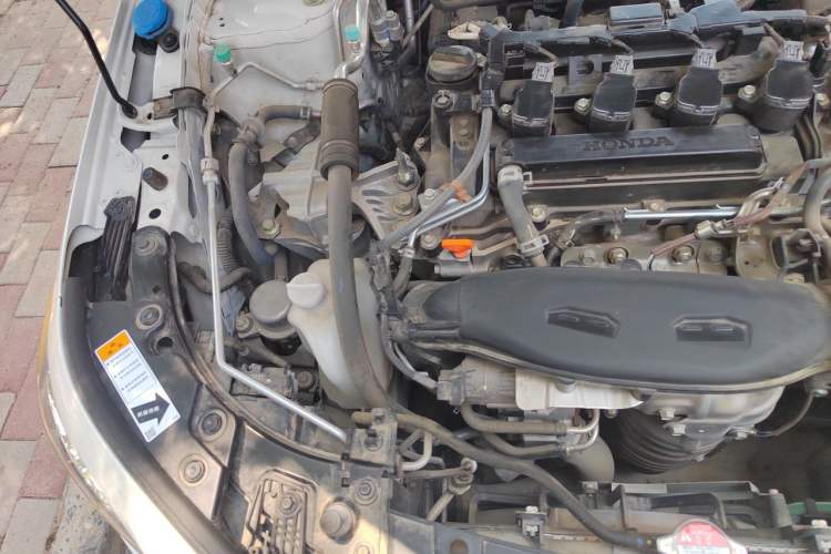 Used Honda Civic 2023 240TURBO CVT Dynamic Edition Engine Bay Right