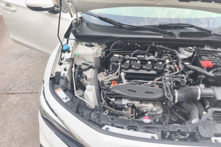 Used Honda Civic 2023 240TURBO CVT Dynamic · Center Stage Special Edition Engine Bay Right