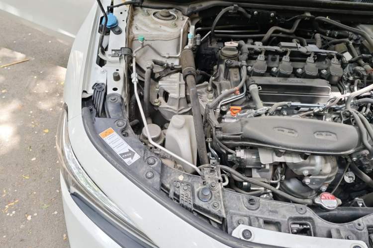 Used Honda Civic 2023 240TURBO CVT Dynamic Edition Engine Bay Right