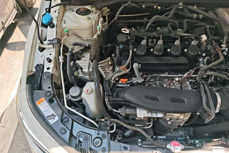 Used Honda Civic 2023 HATCHBACK 240TURBO CVT Extreme Edition Engine Bay Right