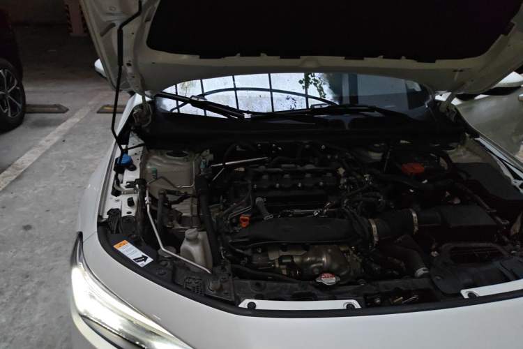 Used Honda Civic 2023 240TURBO CVT Dynamic Edition Engine Bay Right