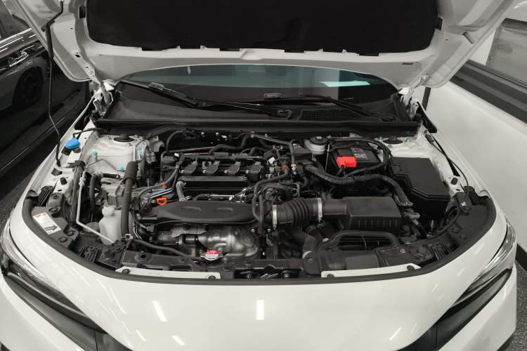Used Honda Civic 2023 HATCHBACK 240TURBO CVT Extreme Edition Engine Bay