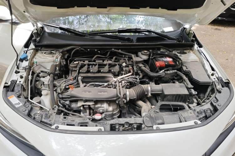 Used Honda Civic 2023 240TURBO CVT Dynamic Edition Engine Bay