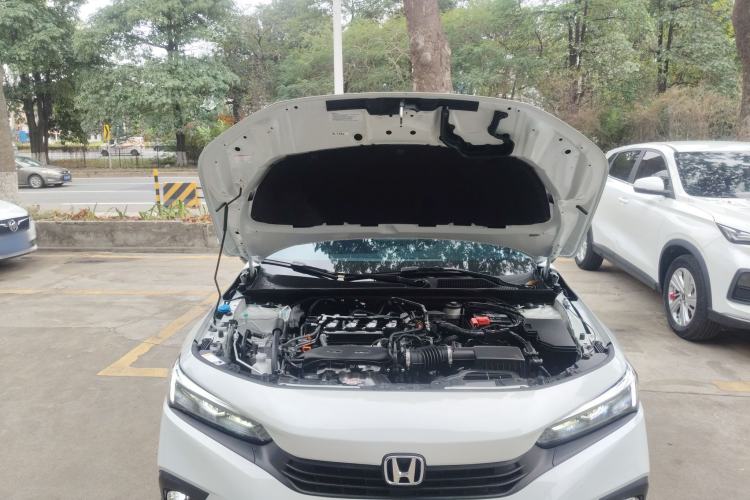 Used Honda Civic 2023 240TURBO CVT Dynamic Edition Engine Bay