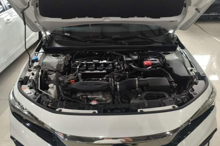 Used Honda Civic 2023 240TURBO CVT Dynamic · Center Stage Special Edition Engine Bay