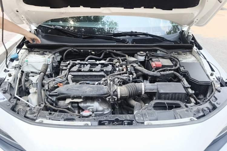 Used Honda Civic 2023 HATCHBACK 240TURBO CVT Extreme Edition Engine Bay