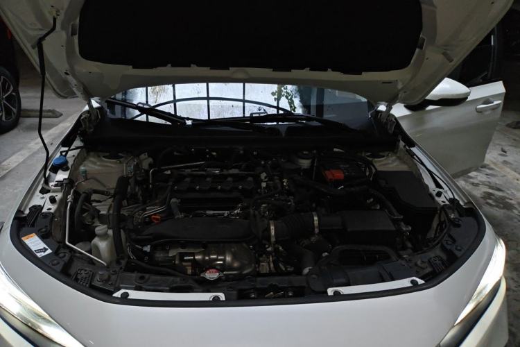 Used Honda Civic 2023 240TURBO CVT Dynamic Edition Engine Bay