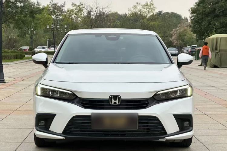 Used Honda Civic 2023 240TURBO CVT Dynamic · Center Stage Special Edition Exterior 1