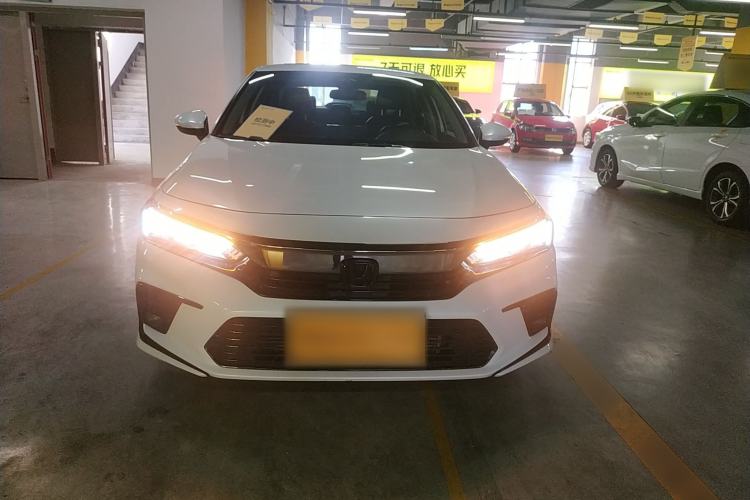 Used Honda Civic 2023 240TURBO CVT Dynamic · Center Stage Special Edition Exterior 1