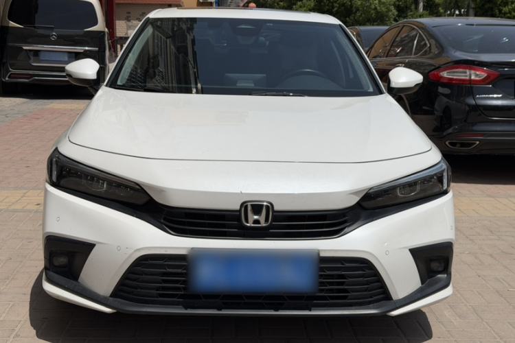Used Honda Civic 2023 240TURBO CVT Dynamic · Center Stage Special Edition Exterior 1