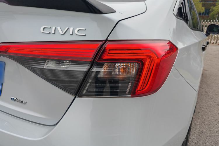 Used Honda Civic 2023 2.0L eHEV Sharp Edition Exterior 10