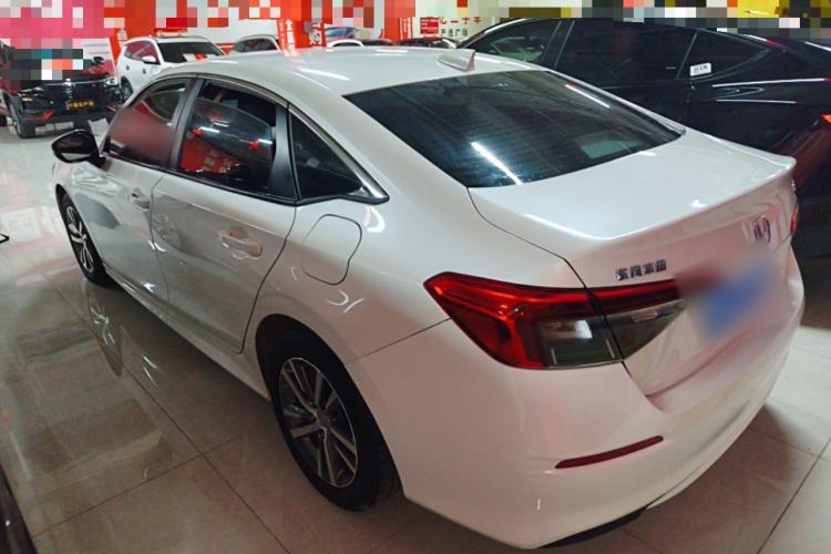 Used Honda Civic 2023 240TURBO CVT Dynamic · Center Stage Special Edition Exterior 2