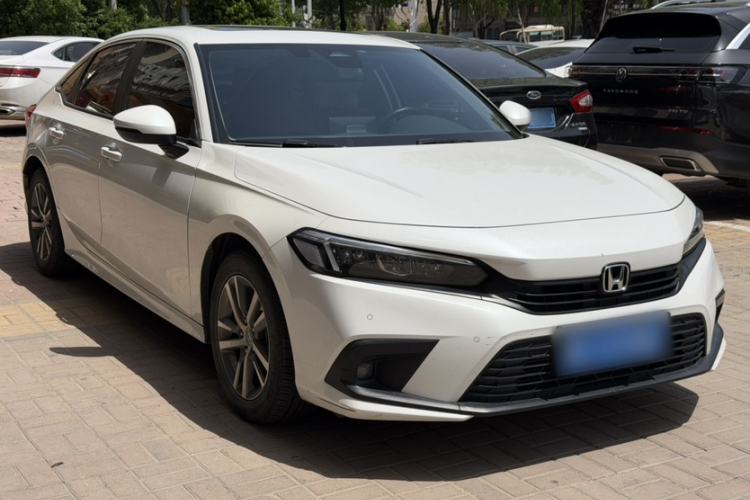 Used Honda Civic 2023 240TURBO CVT Dynamic · Center Stage Special Edition Exterior 2