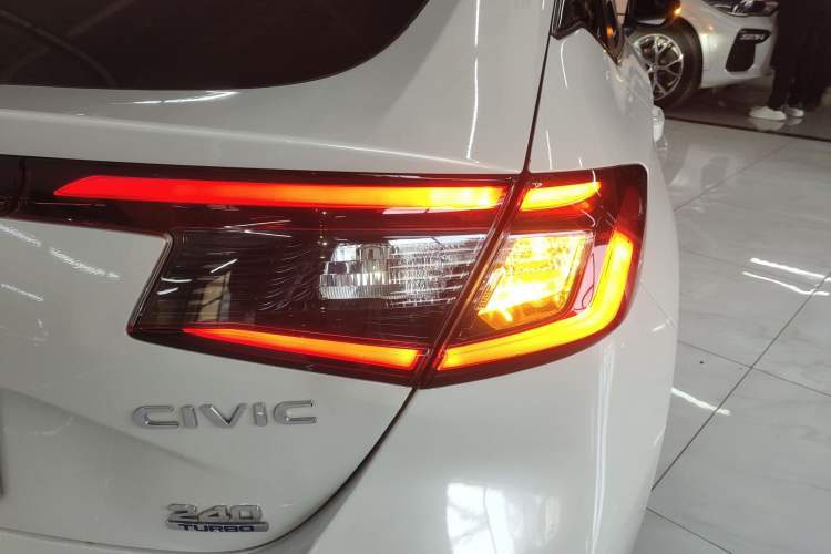 Used Honda Civic 2023 HATCHBACK 240TURBO CVT Zhiyue Edition Exterior 3