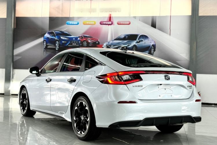 Used Honda Civic 2023 HATCHBACK 2.0L eHEV Extreme Edition Exterior 3