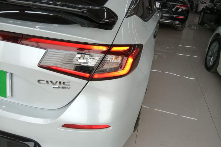Used Honda Civic 2023 HATCHBACK 2.0L eHEV Extreme Control Edition Exterior 3
