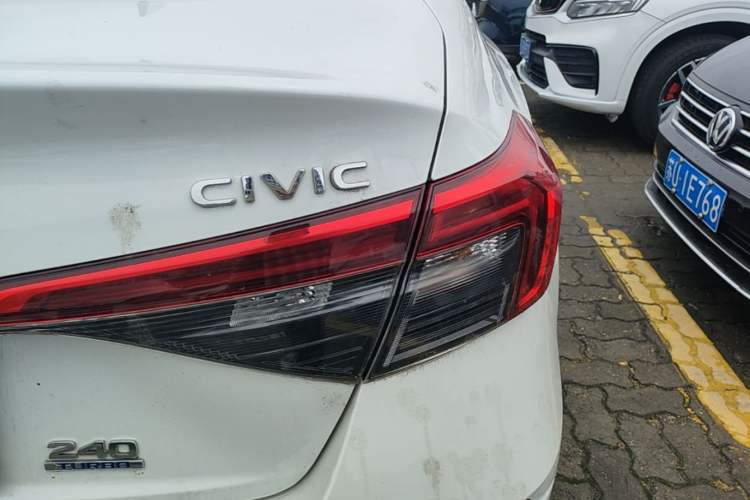Used Honda Civic 2023 240TURBO CVT Dynamic Edition Exterior 3