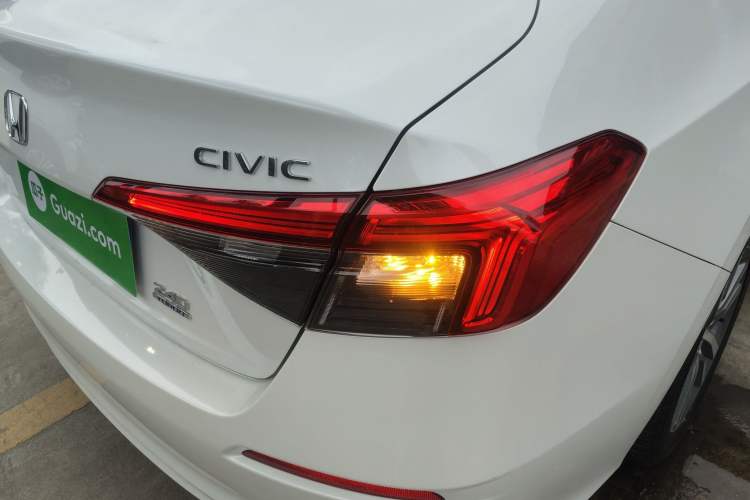 Used Honda Civic 2023 240TURBO CVT Dynamic Edition Exterior 3