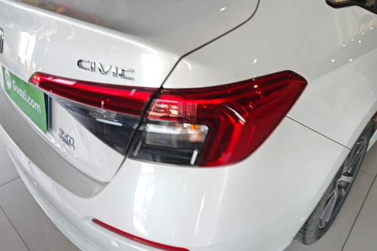Used Honda Civic 2023 240TURBO CVT Dynamic Edition Exterior 3