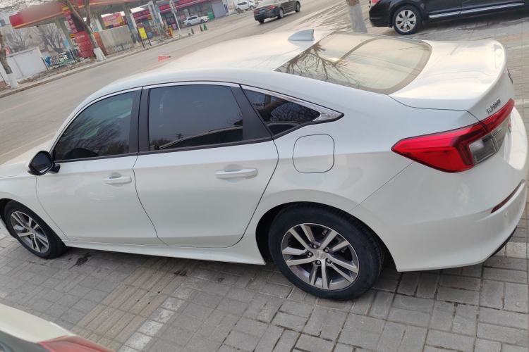Used Honda Civic 2023 240TURBO CVT Dynamic · Center Stage Special Edition Exterior 5